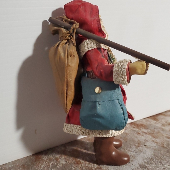 Vintage Santa Claus Figurine with Red Coat - Picture 4 of 4